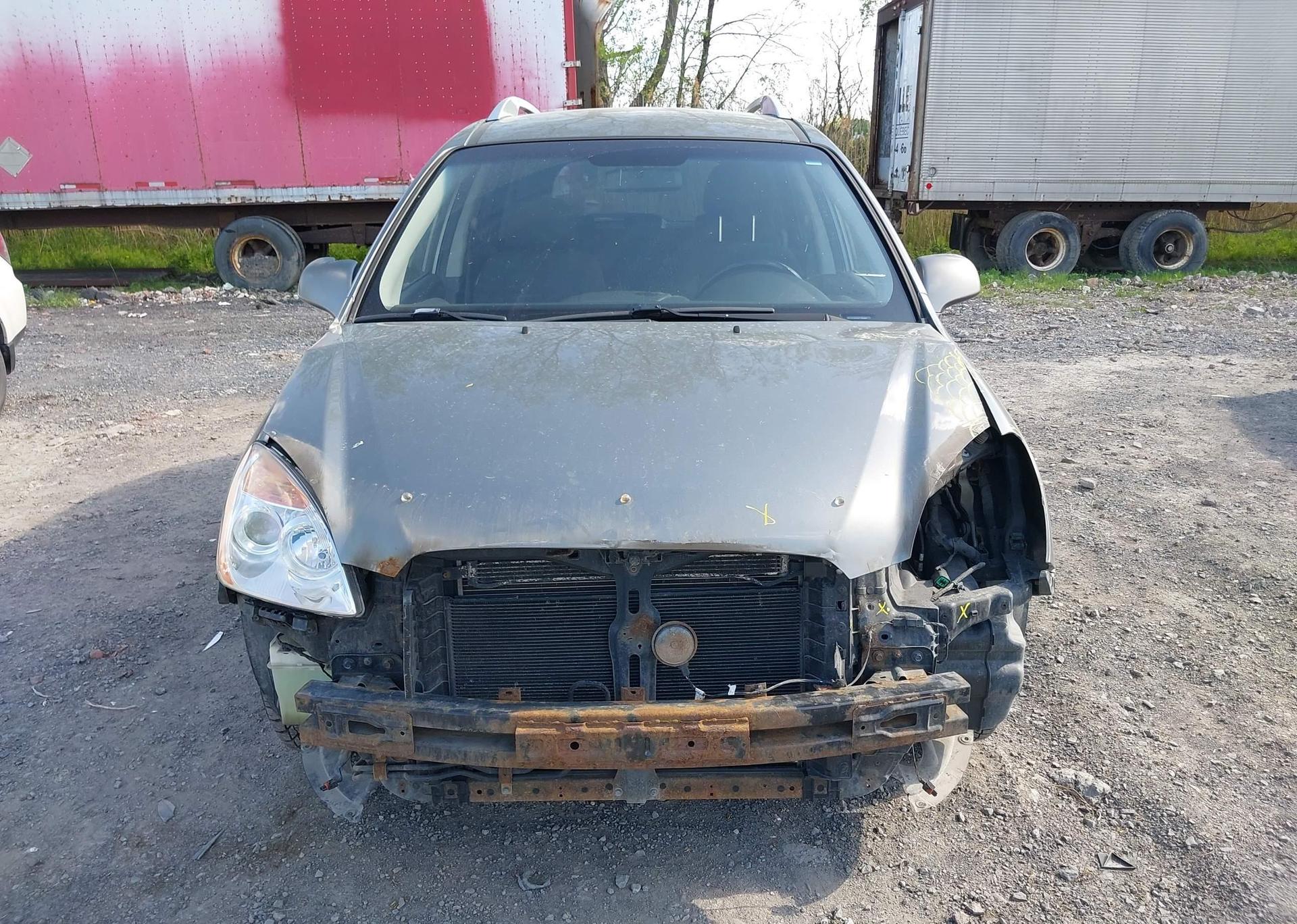 2012 KIA RONDO