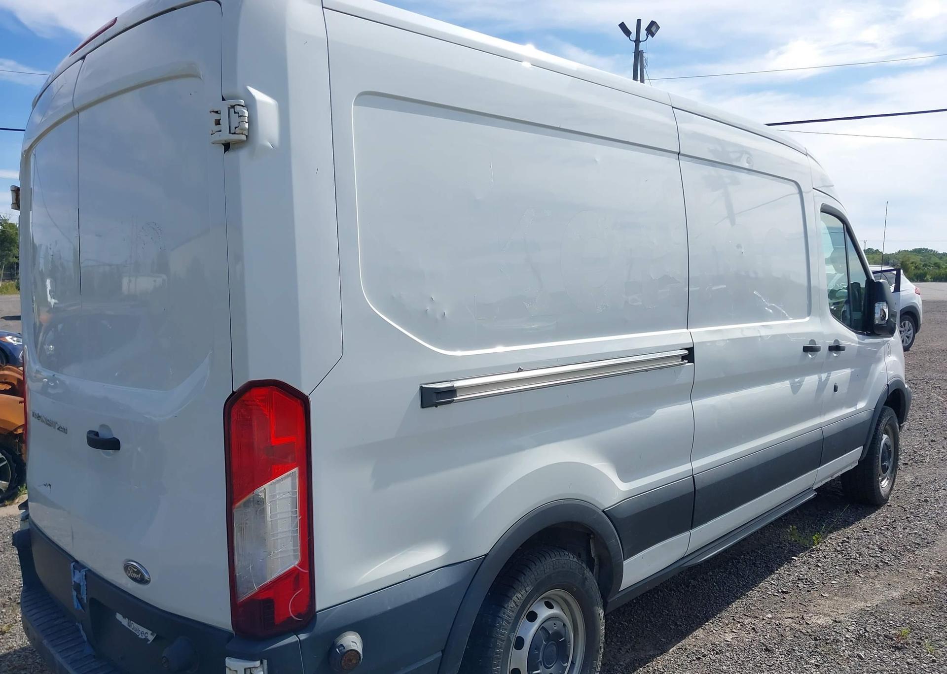 2017 FORD TRANSIT-250