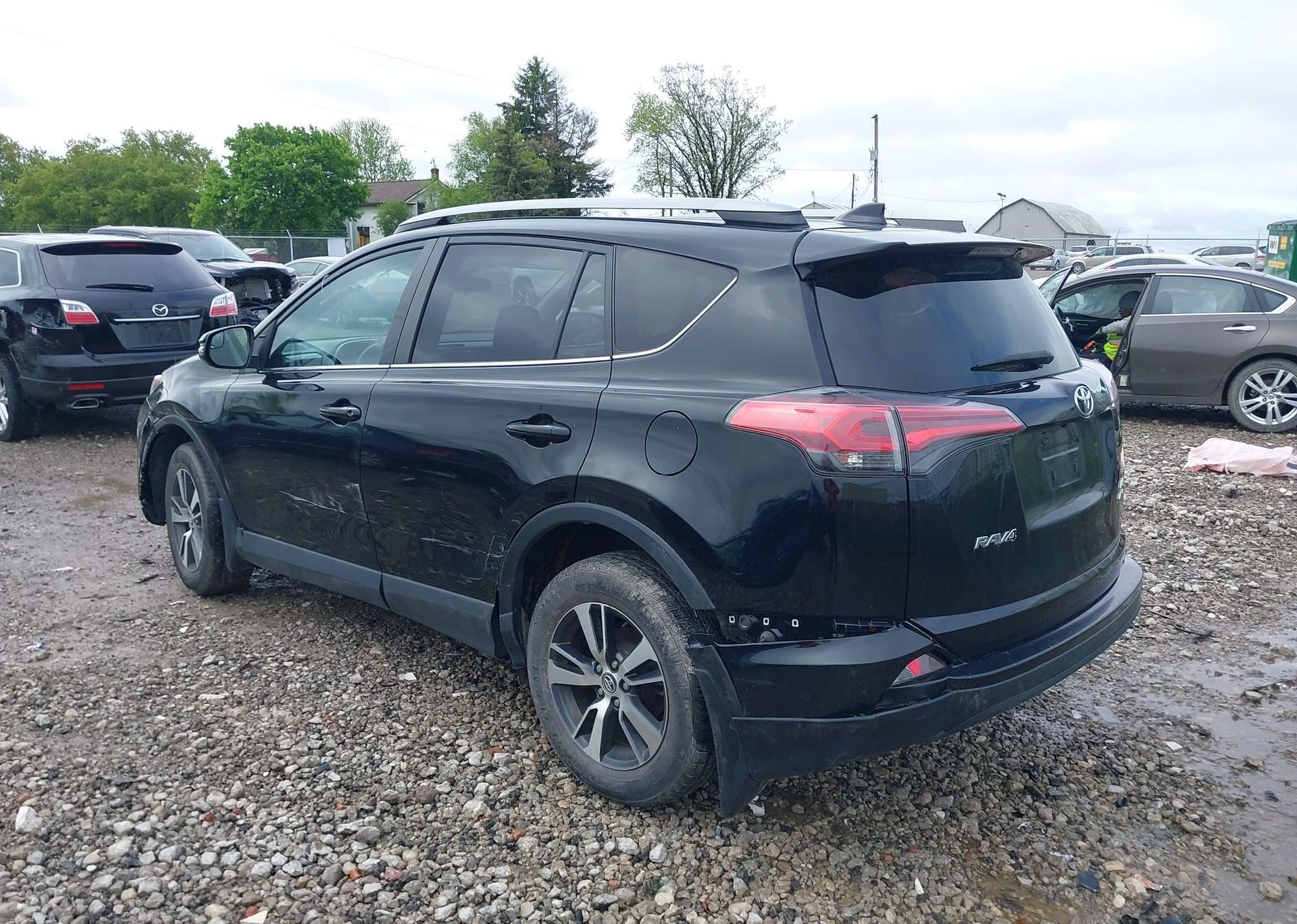 2018 TOYOTA RAV4 LE