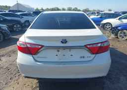 2017 TOYOTA CAMRY HYBRID SE