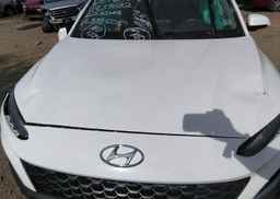 2022 HYUNDAI KONA PREFERRED AWD WITH SUN AND LEATHER PACKAGE