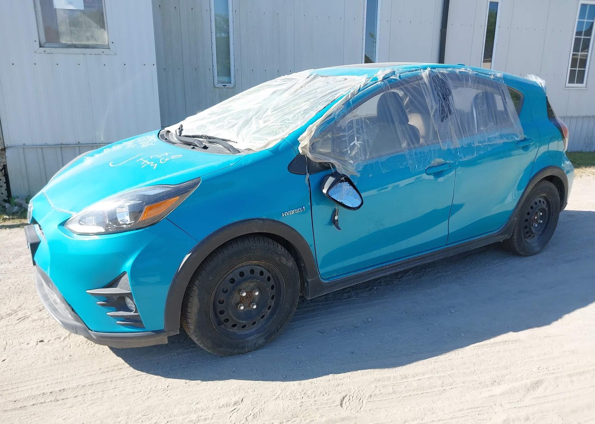 2018 TOYOTA Prius c