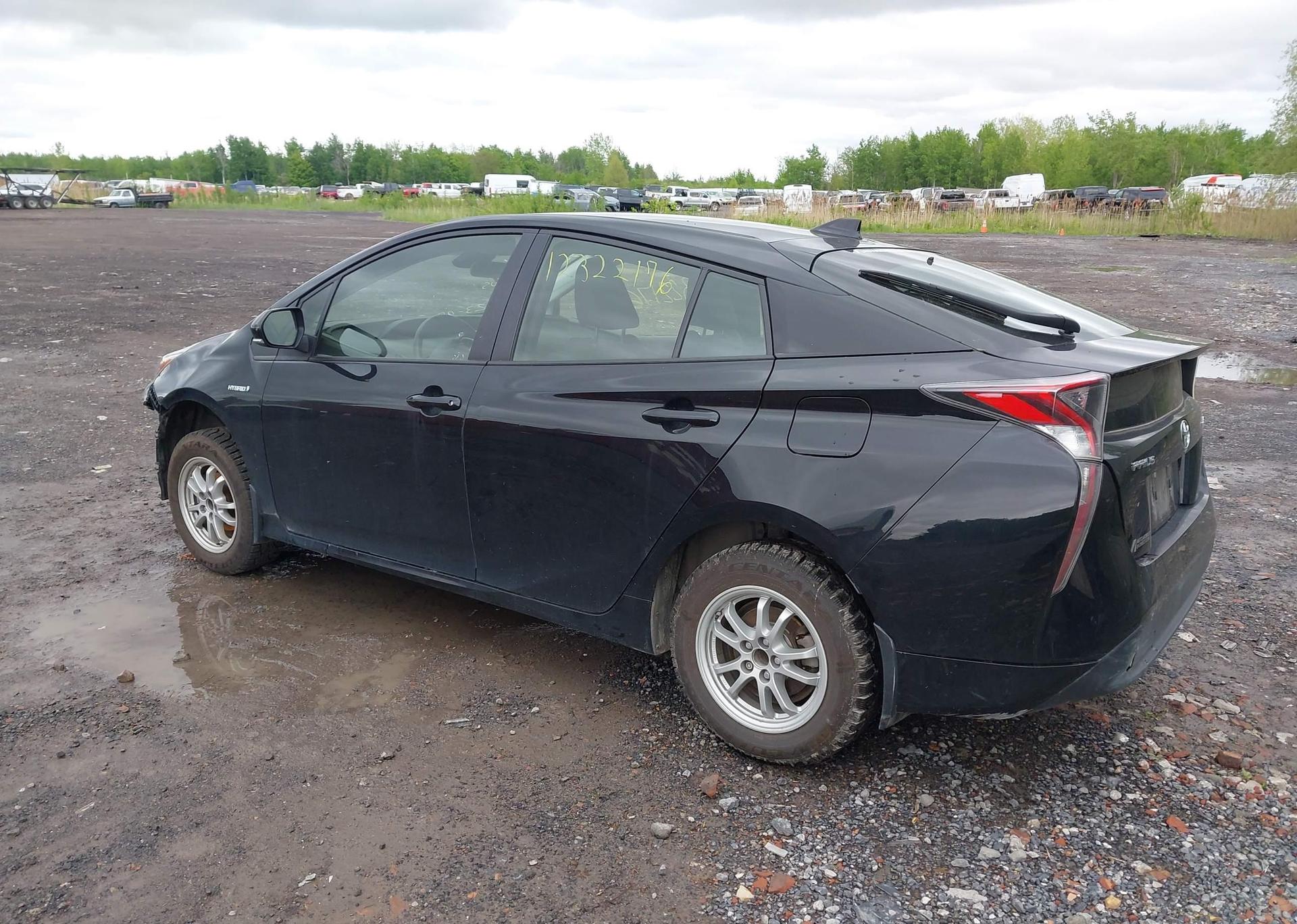 2018 TOYOTA PRIUS