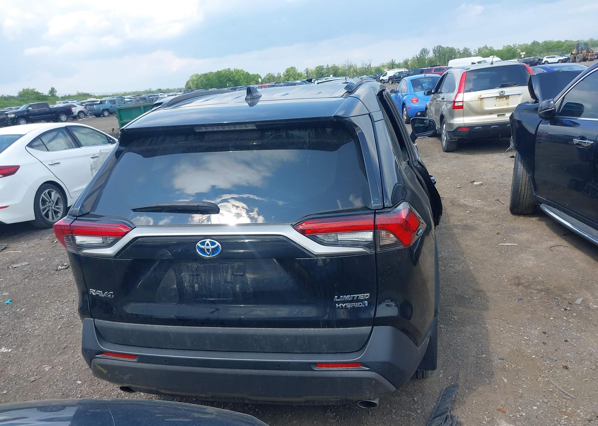 2021 TOYOTA RAV4 LIMITED