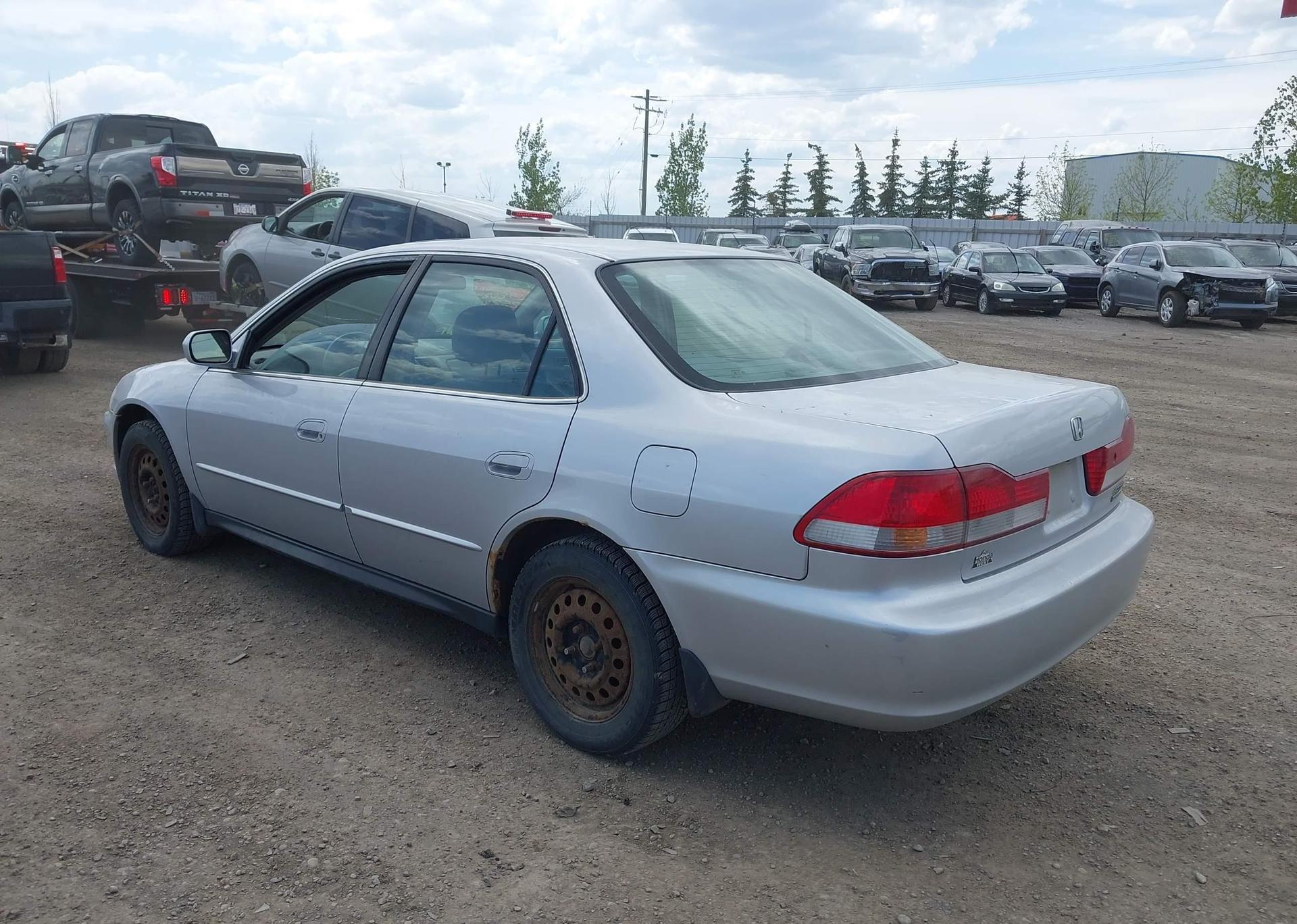 2002 HONDA ACCORD SE