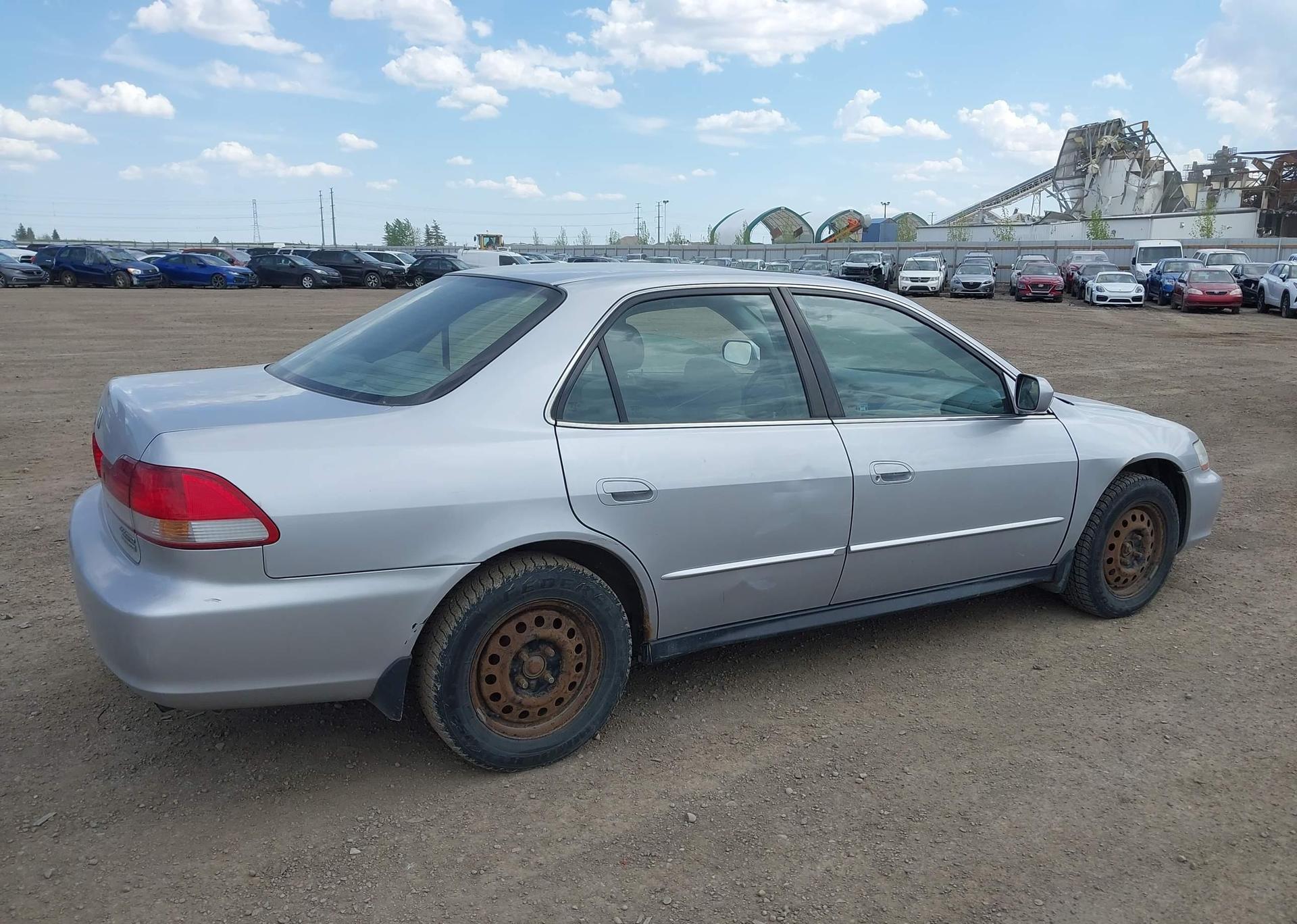 2002 HONDA ACCORD SE