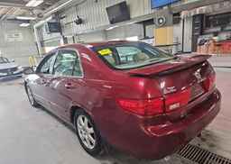 2005 HONDA ACCORD EX