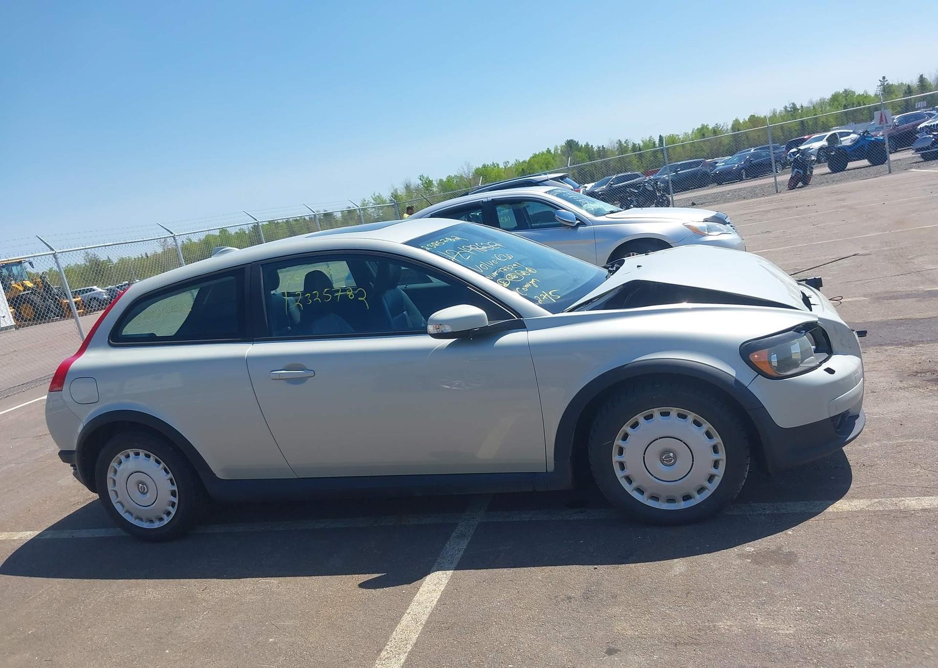 2010 VOLVO C30 2.4I