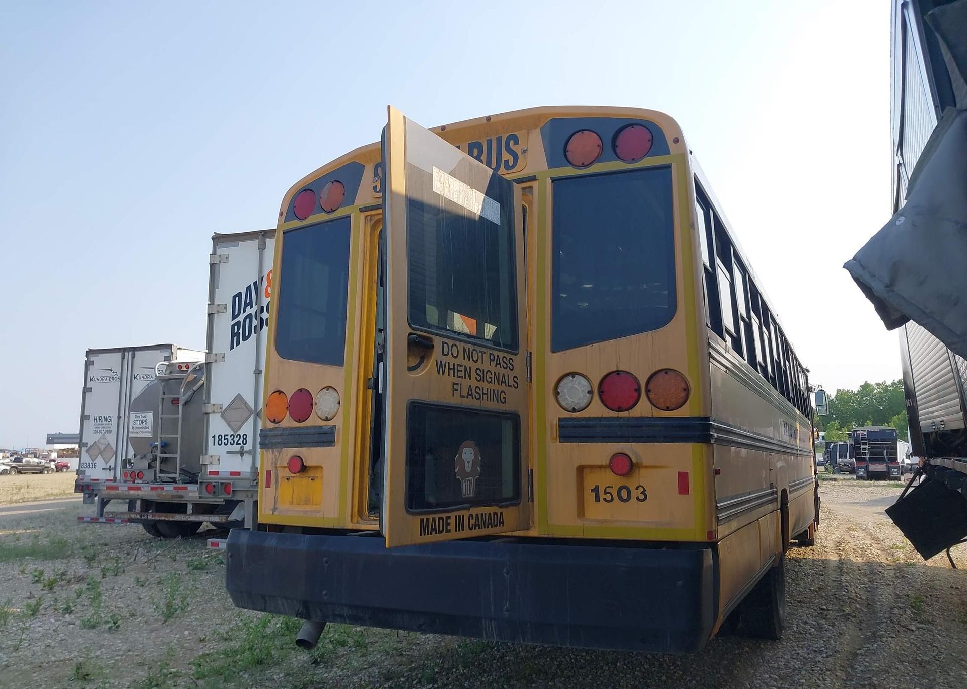 2015 SPARTAN MOTORS SCHOOL BUS
