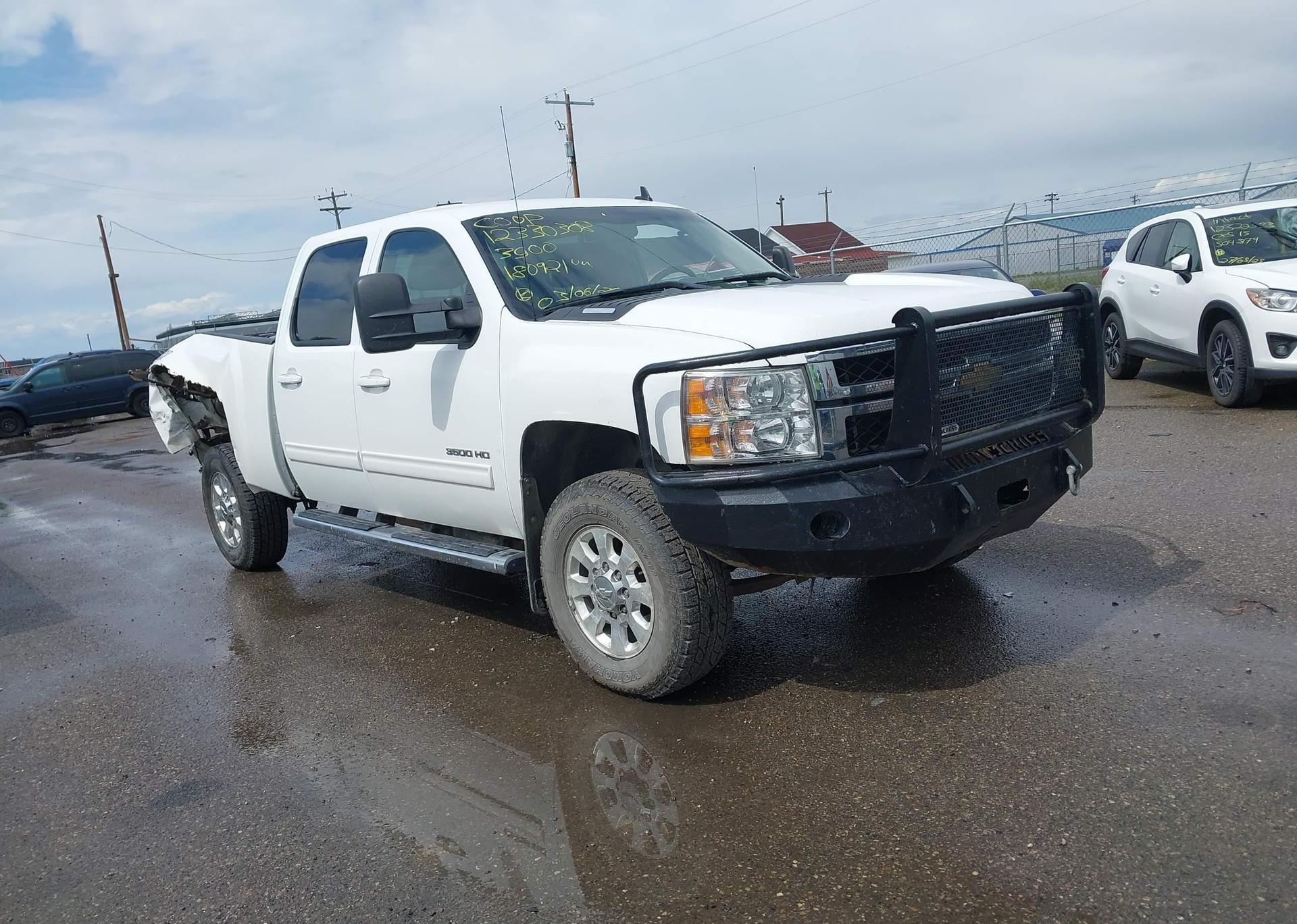 2011 CHEVROLET SILVERADO K3500 LTZ