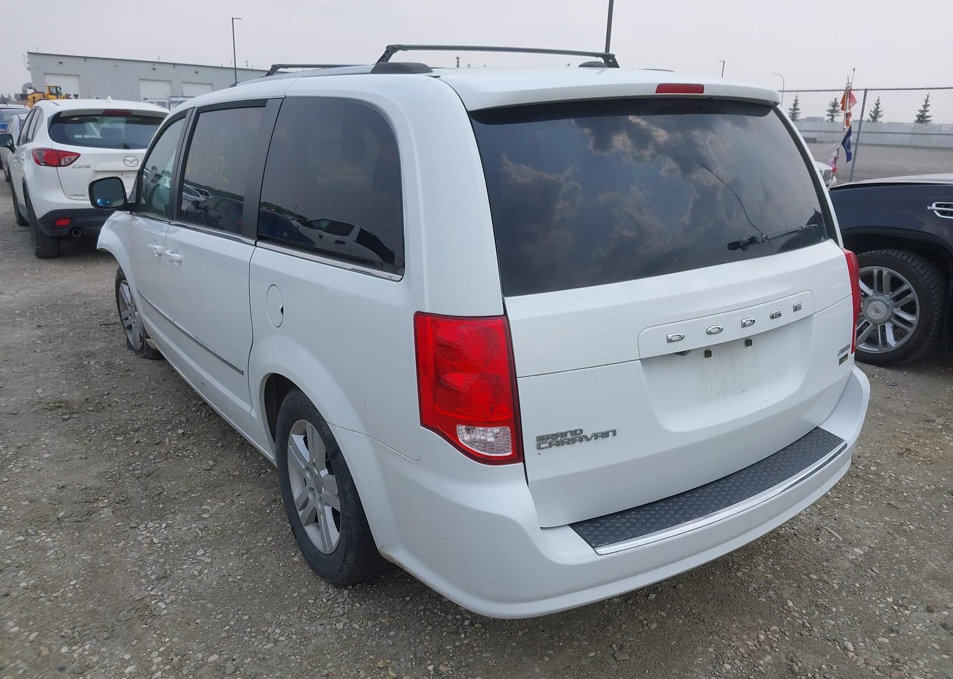 2016 DODGE GRAND CARAVAN CREW