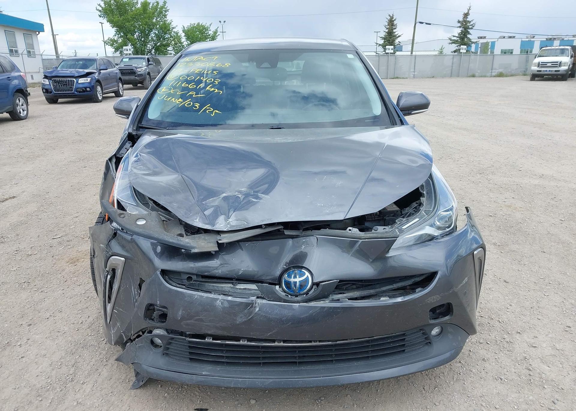 2019 TOYOTA PRIUS