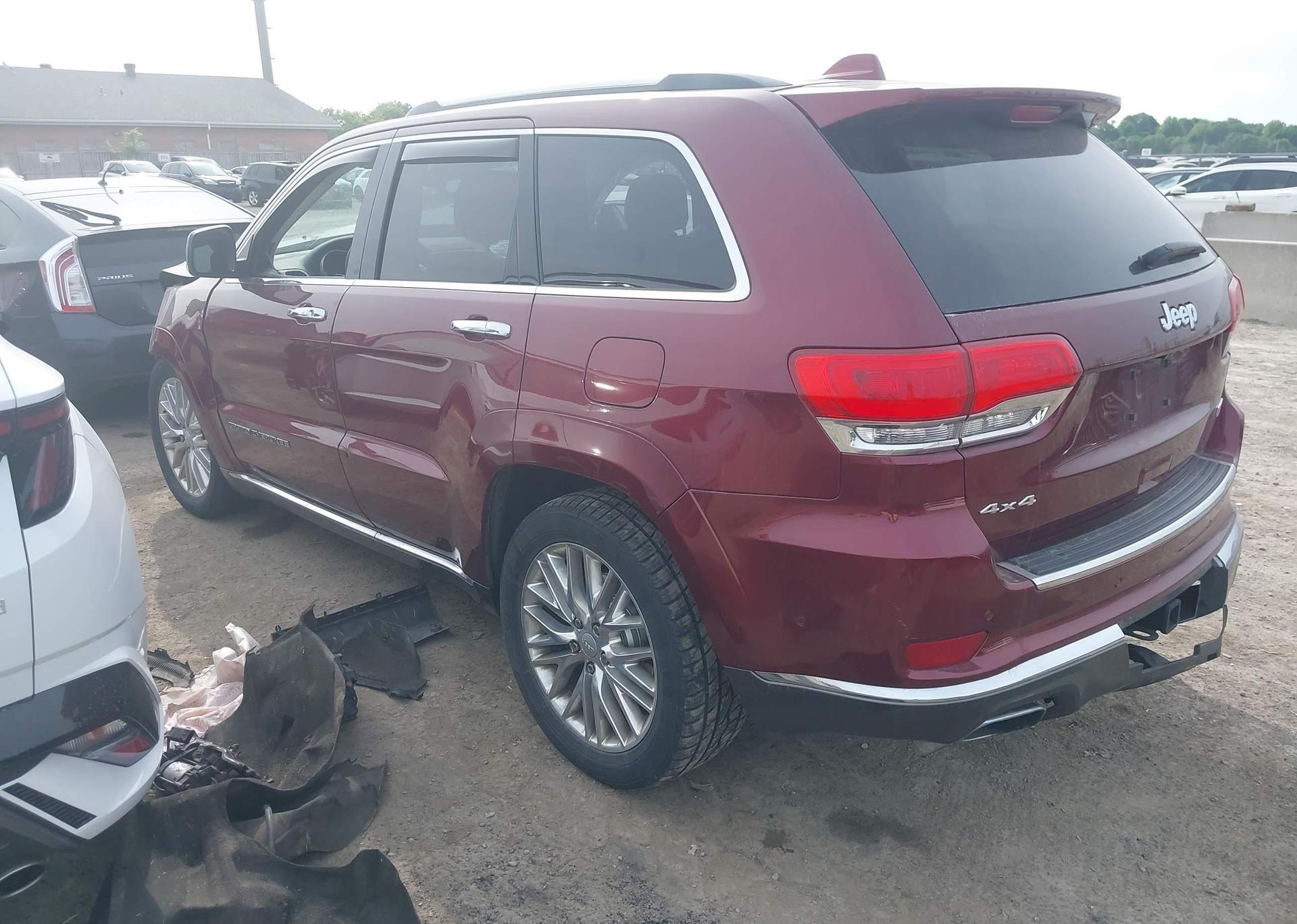 2018 JEEP GRAND CHEROKEE SUMMIT