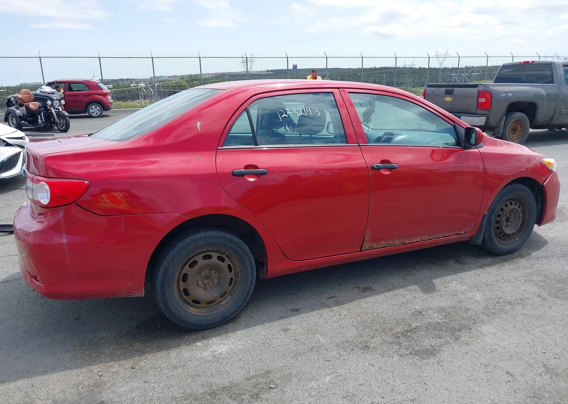 2013 TOYOTA COROLLA CE