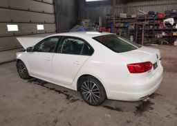 2013 VOLKSWAGEN JETTA