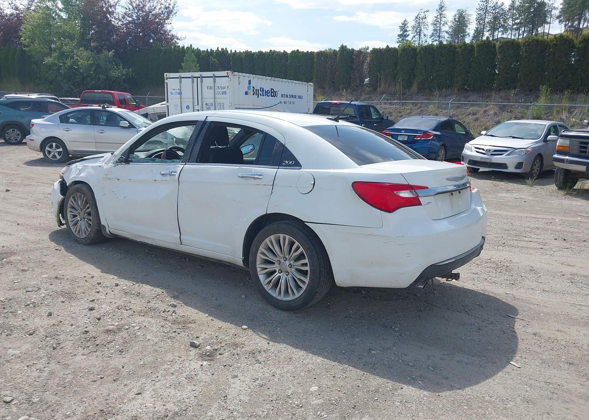 2013 CHRYSLER 200 LIMITED
