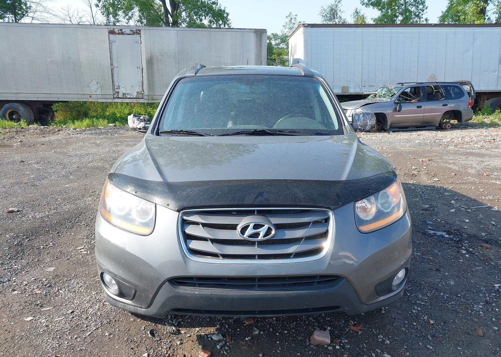 2010 HYUNDAI SANTA FE SE
