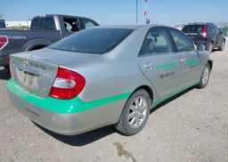 2002 TOYOTA CAMRY LE
