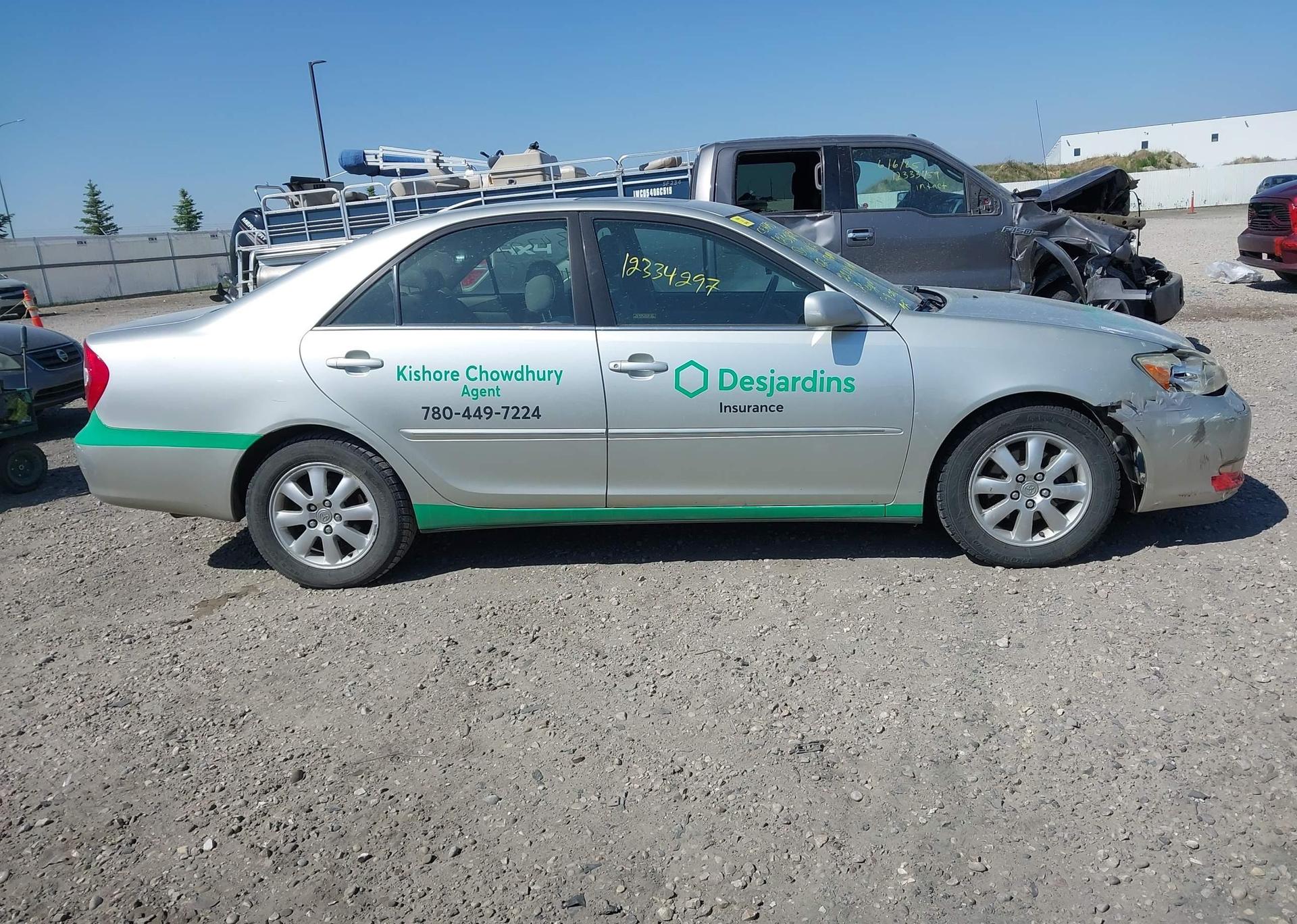 2002 TOYOTA CAMRY LE