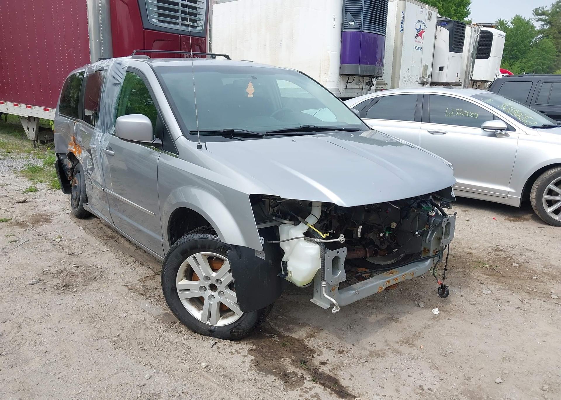 2017 DODGE GRAND CARAVAN CREW