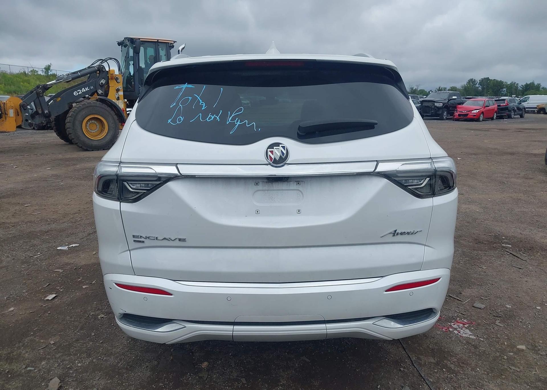 2023 BUICK ENCLAVE AVENIR AWD