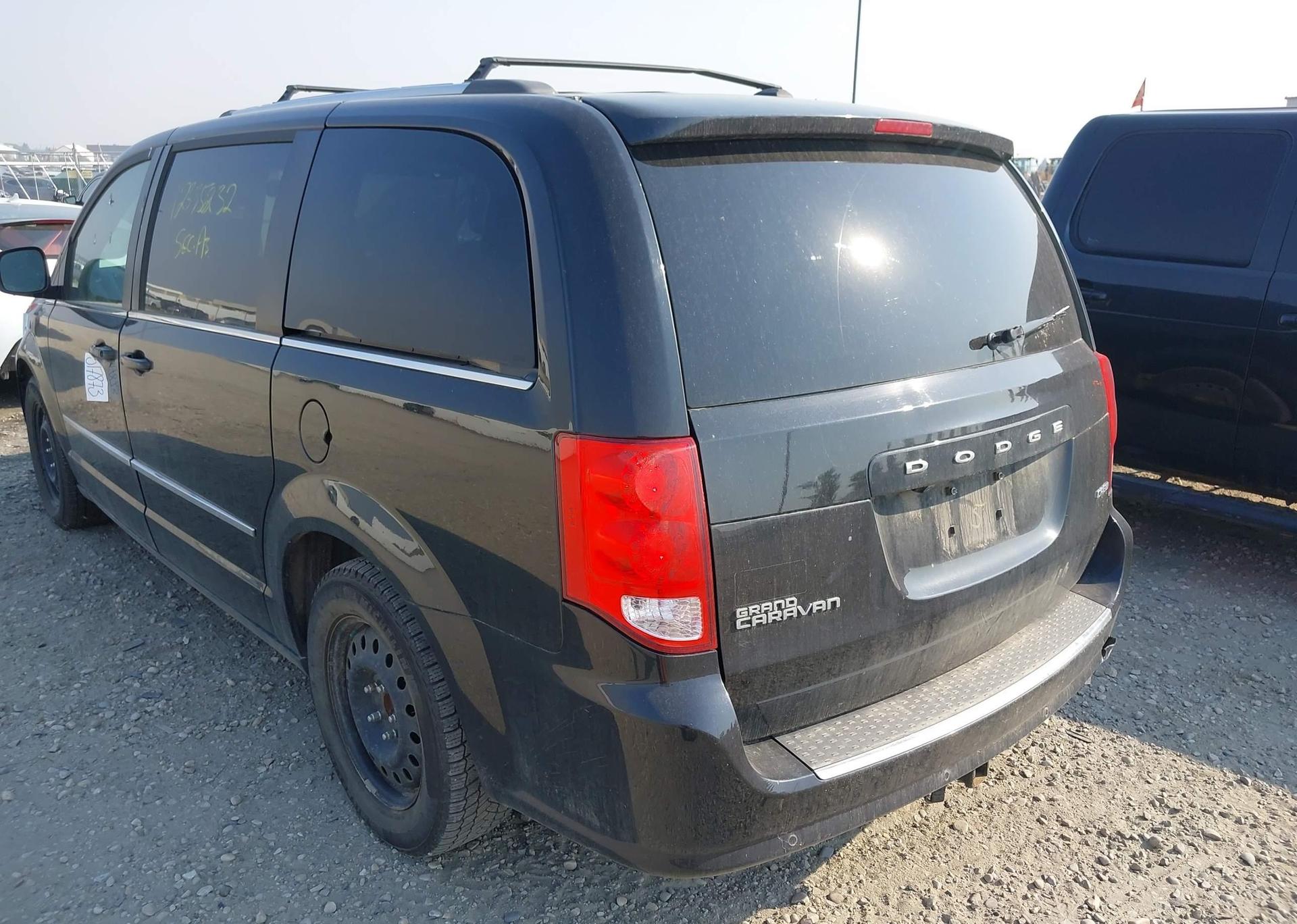 2017 DODGE GRAND CARAVAN CREW