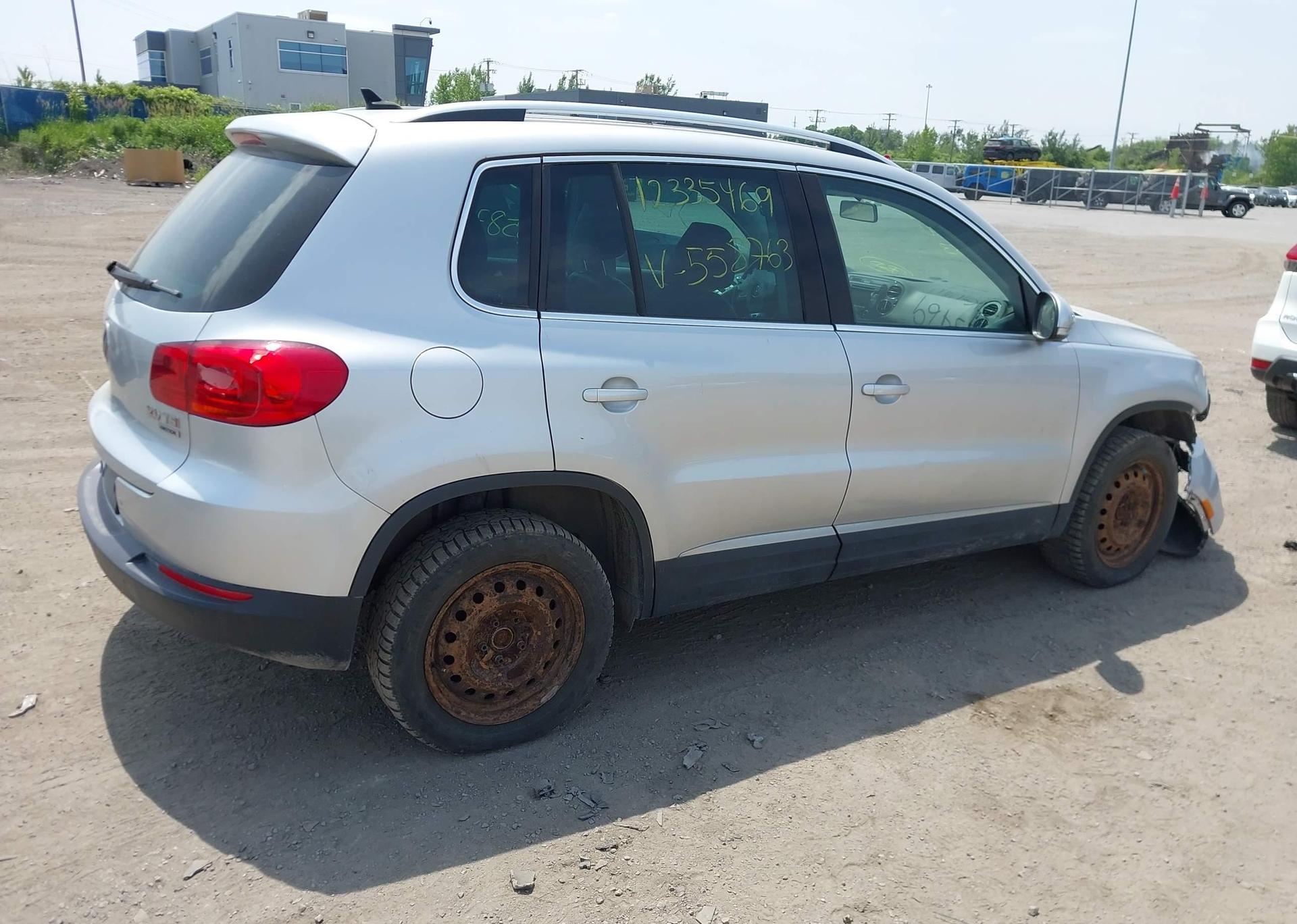 2014 VOLKSWAGEN TIGUAN SEL