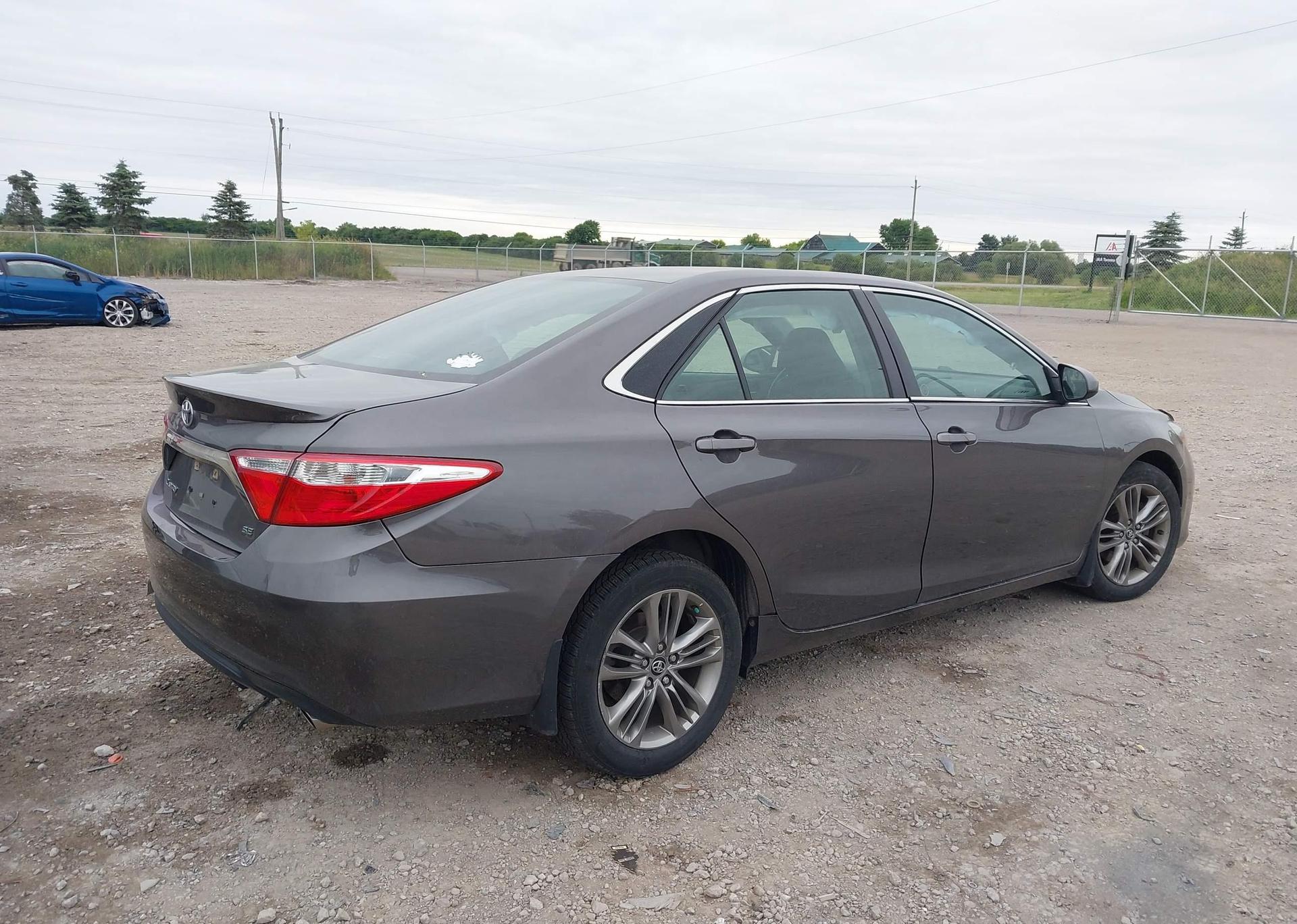2017 TOYOTA CAMRY