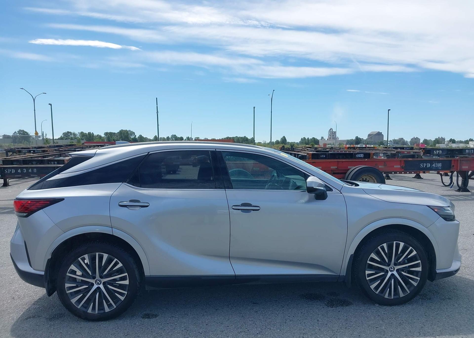 2023 LEXUS RX 350H