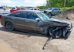 2010 CHRYSLER 300 LIMITED