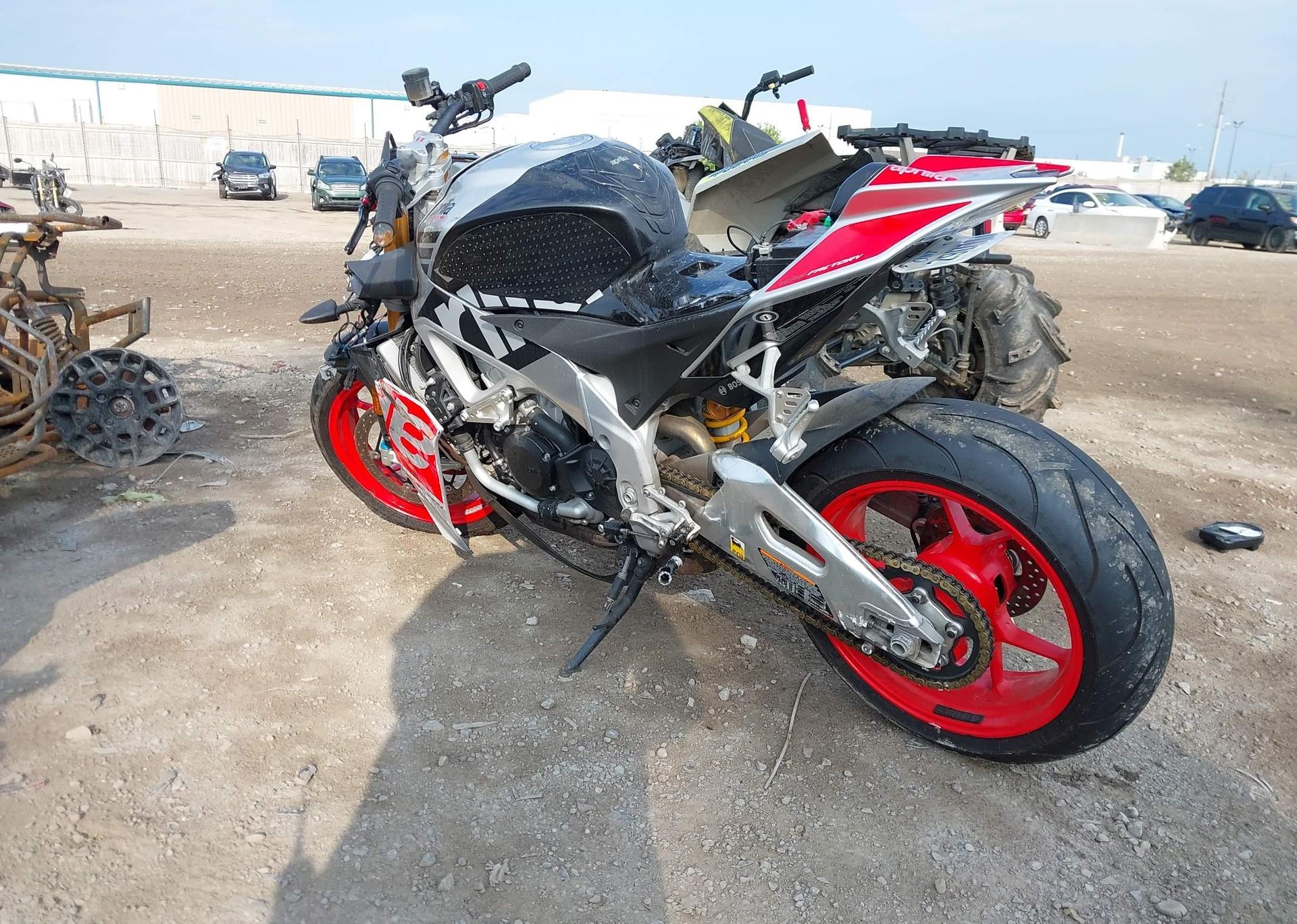 2016 APRILIA TUONO V4 1100 ABS