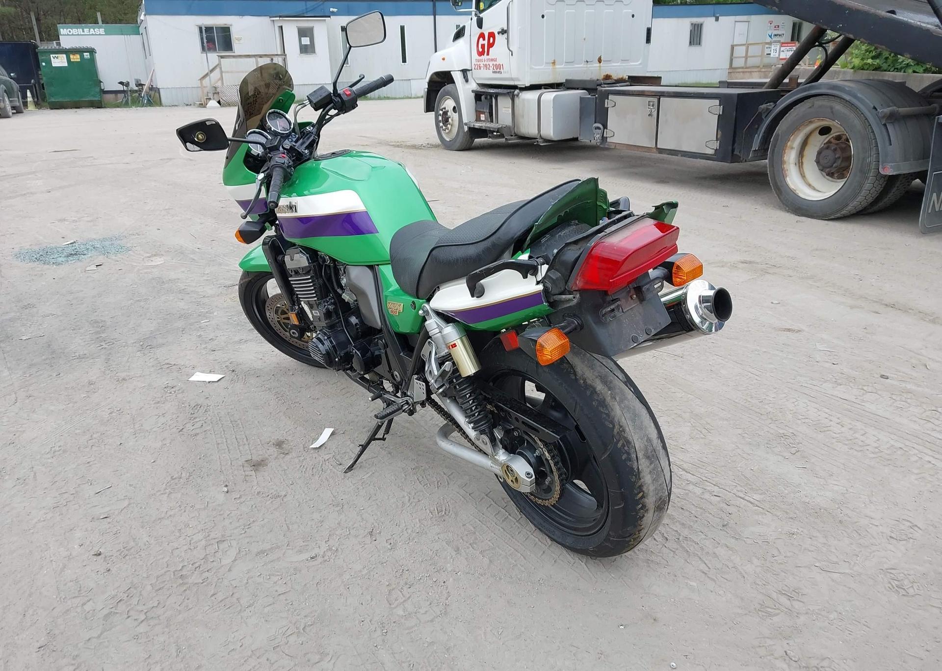 1999 KAWASAKI ZR1100 C