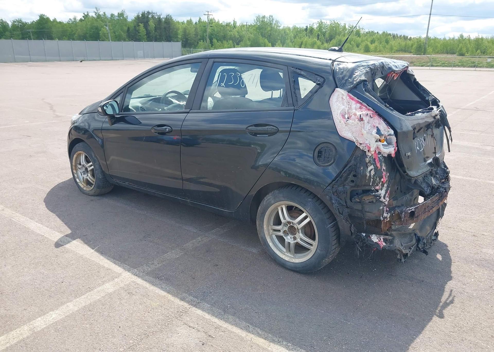 2015 FORD FIESTA SE