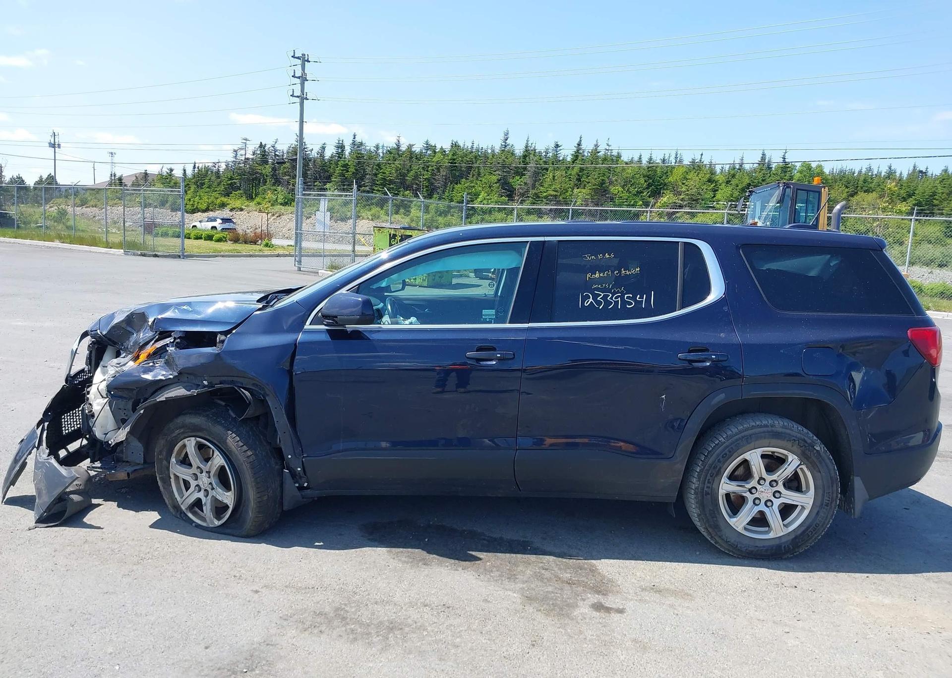 2017 GMC ACADIA SLE