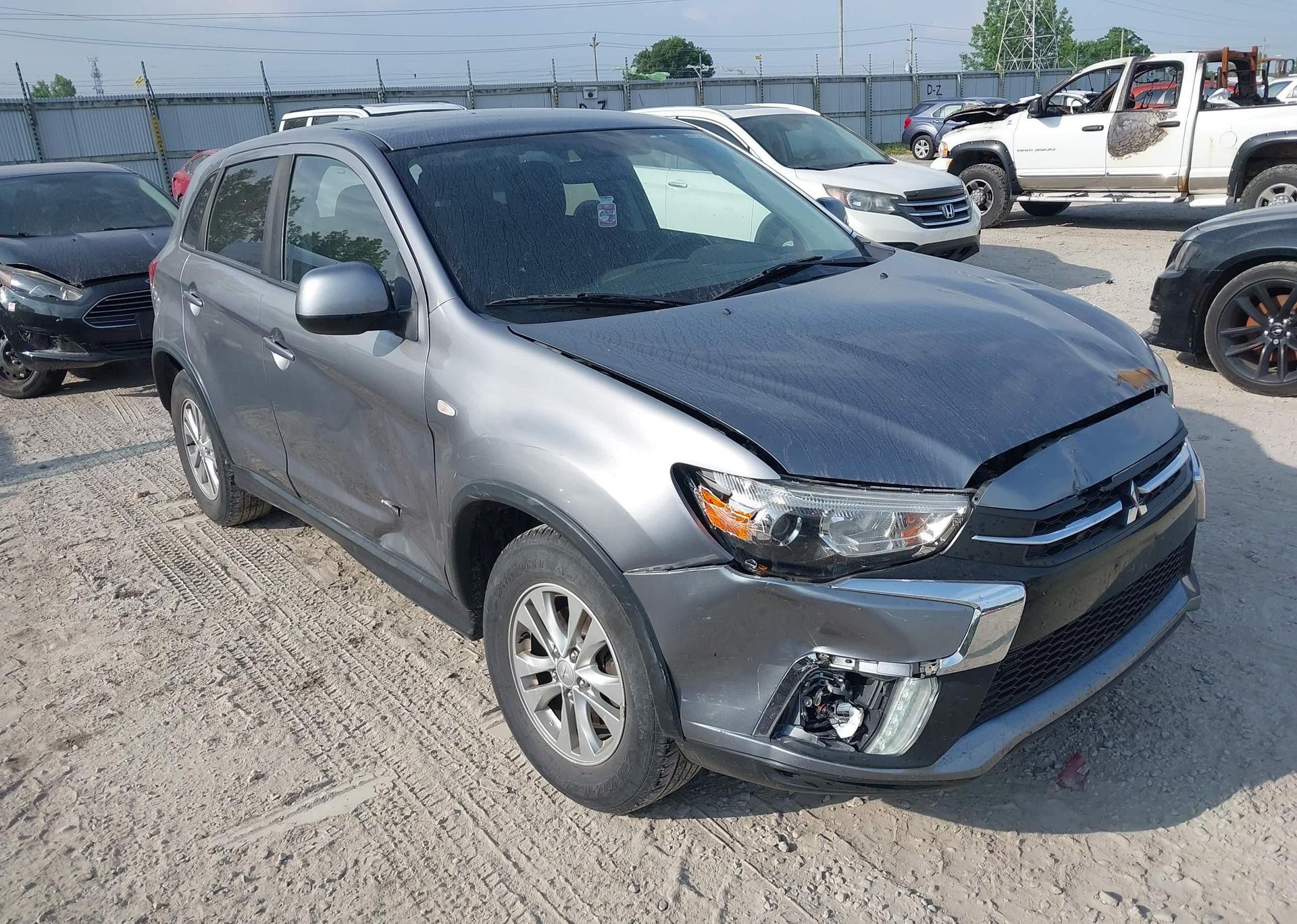 2019 MITSUBISHI RVR SE