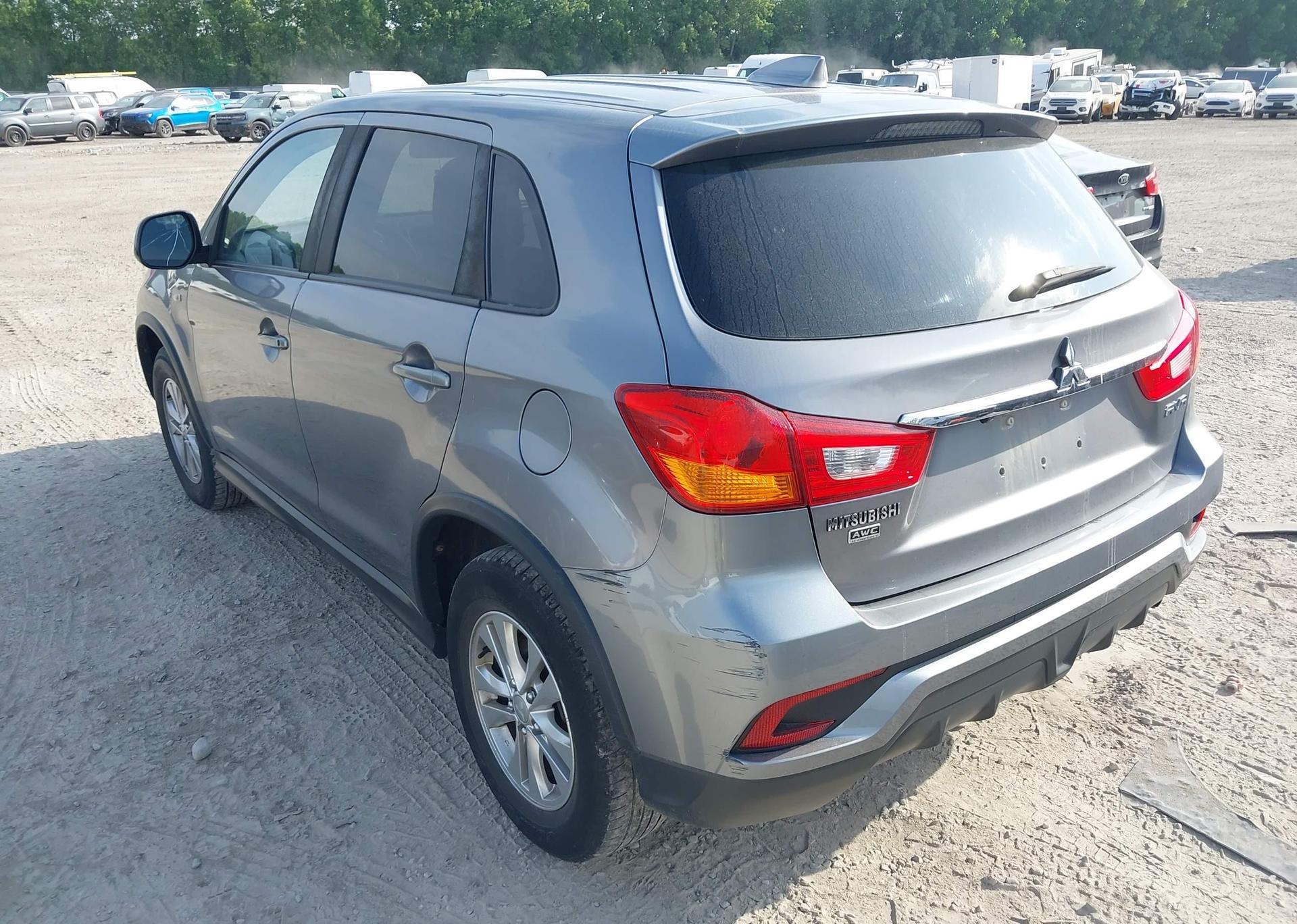 2019 MITSUBISHI RVR SE