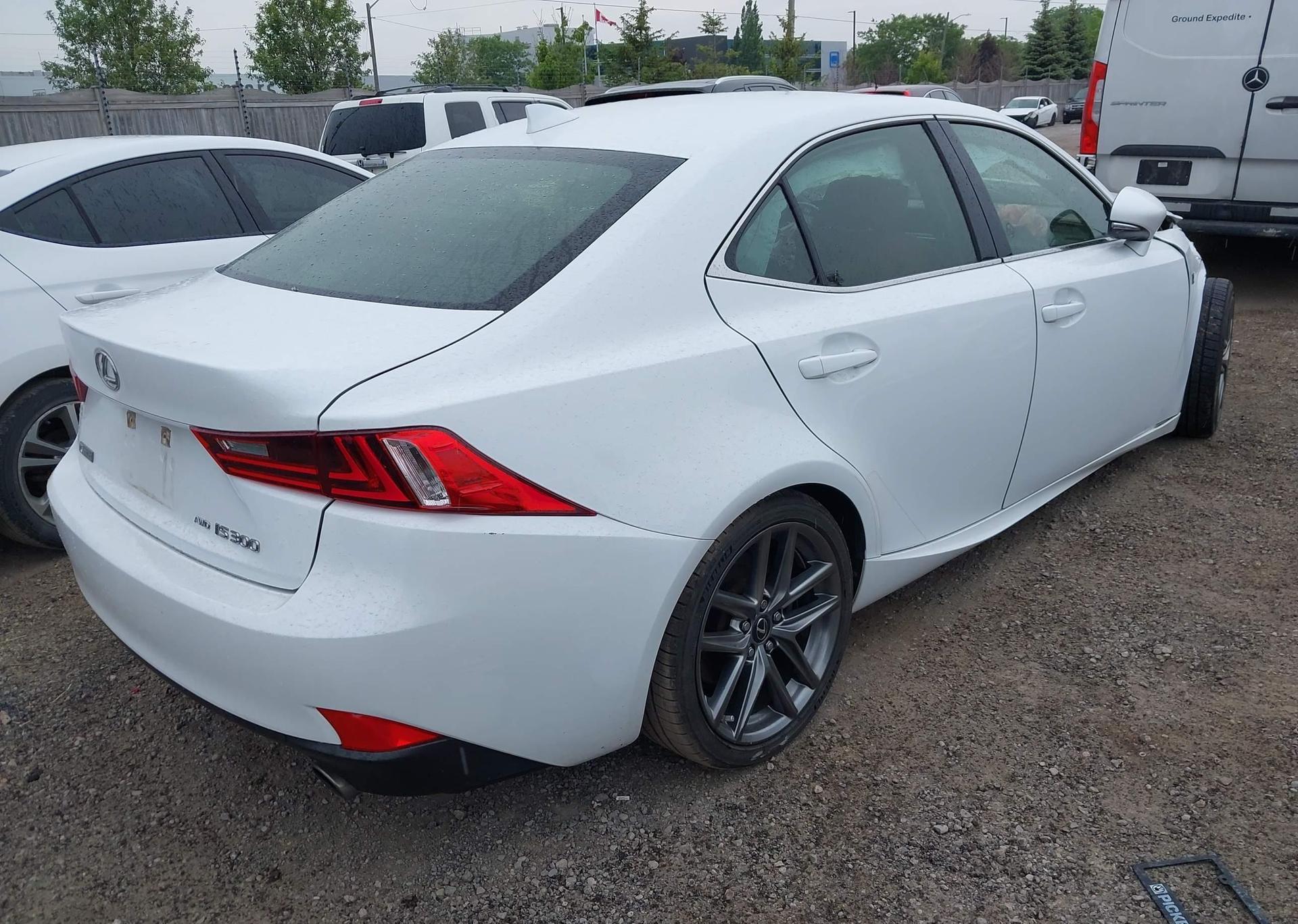 2016 LEXUS IS 300