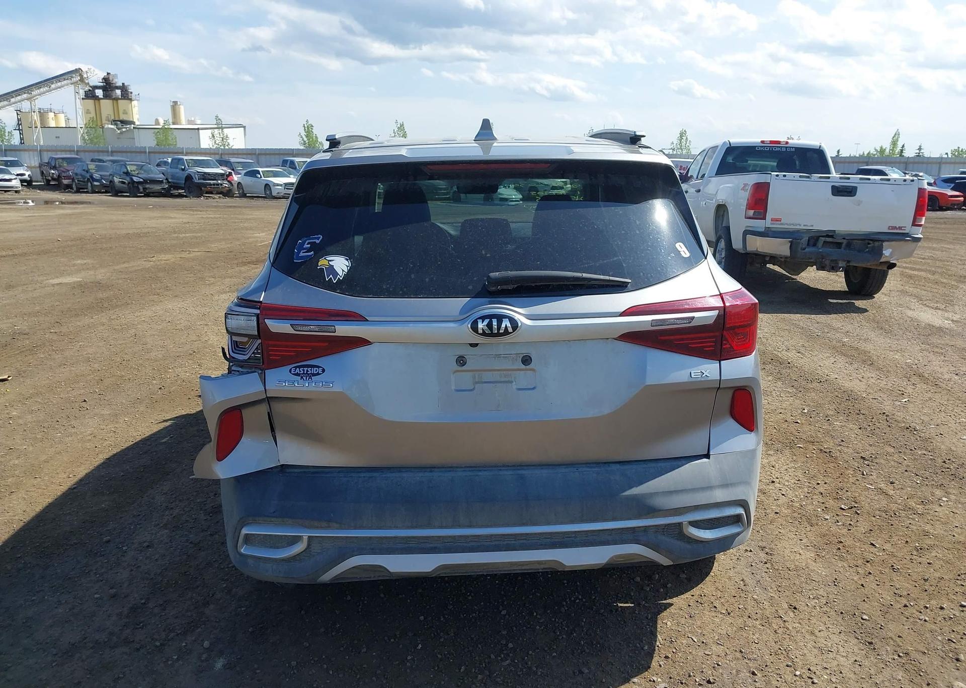 2021 KIA SELTOS EX