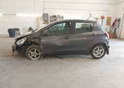 2015 TOYOTA YARIS