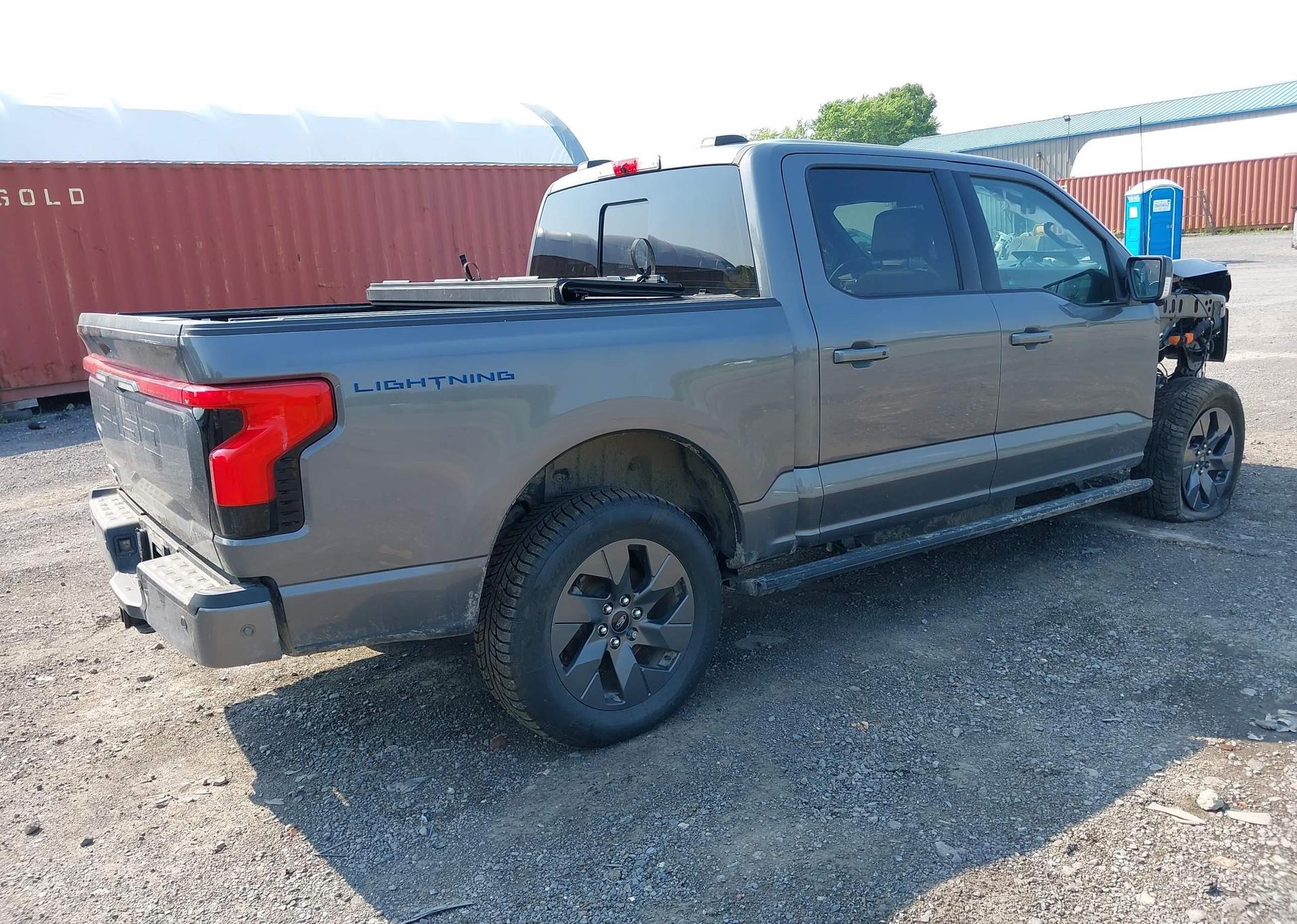 2023 FORD F-150 LIGHTNING LARIAT