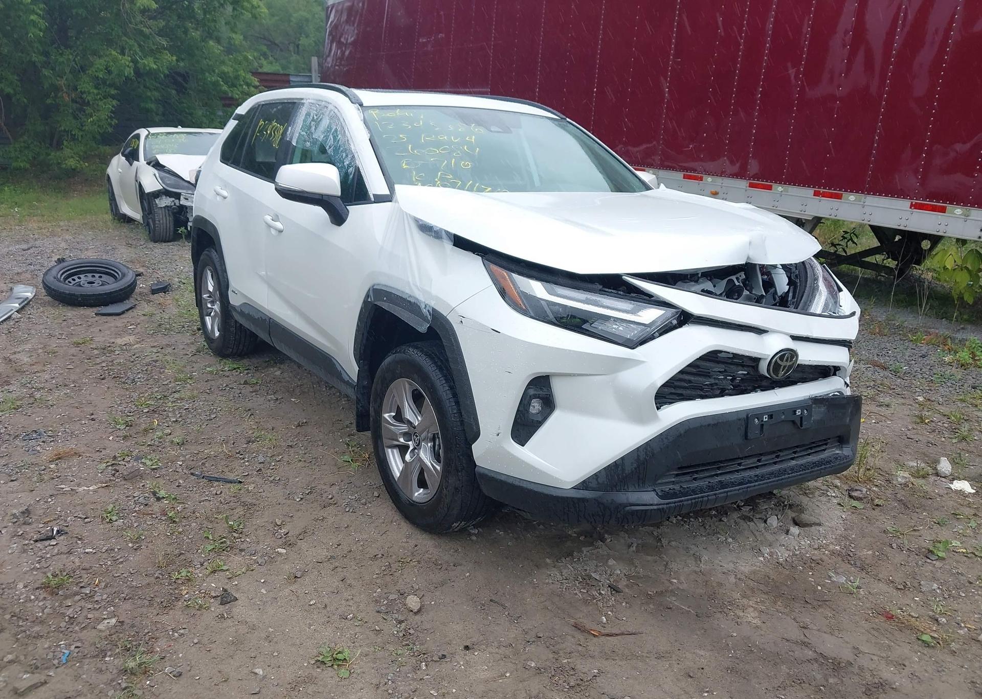 2025 TOYOTA RAV4
