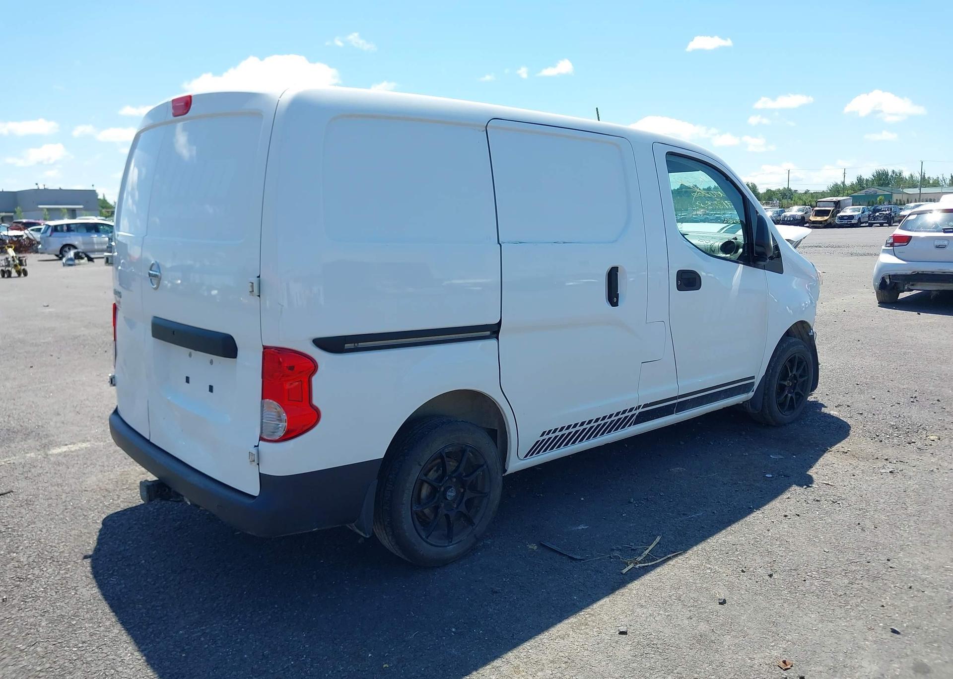 2020 NISSAN NV200 S