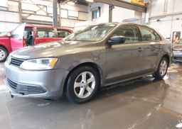 2013 VOLKSWAGEN JETTA S