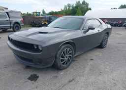 2017 DODGE CHALLENGER SXT