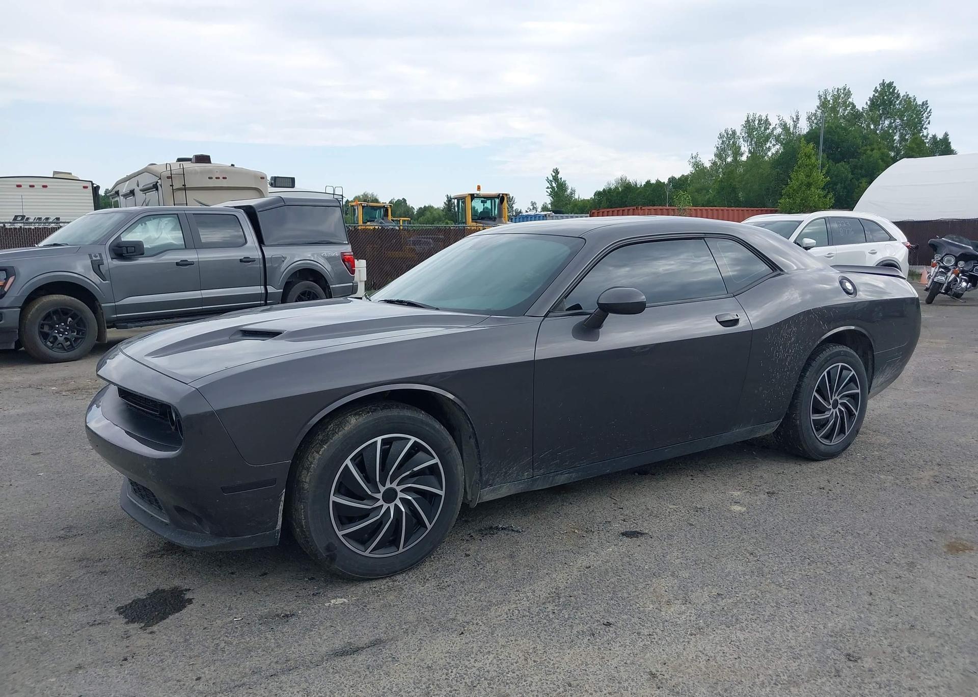 2017 DODGE CHALLENGER SXT