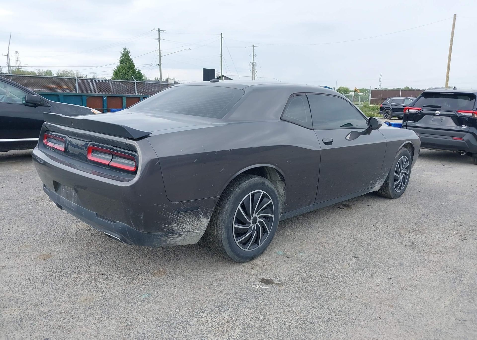 2017 DODGE CHALLENGER SXT