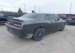 2017 DODGE CHALLENGER SXT