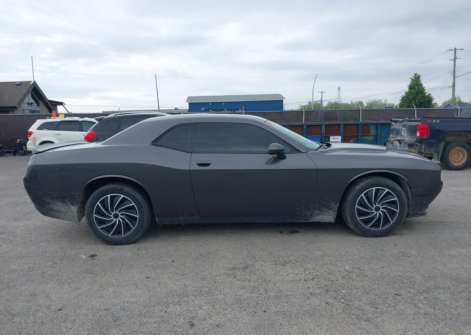 2017 DODGE CHALLENGER SXT