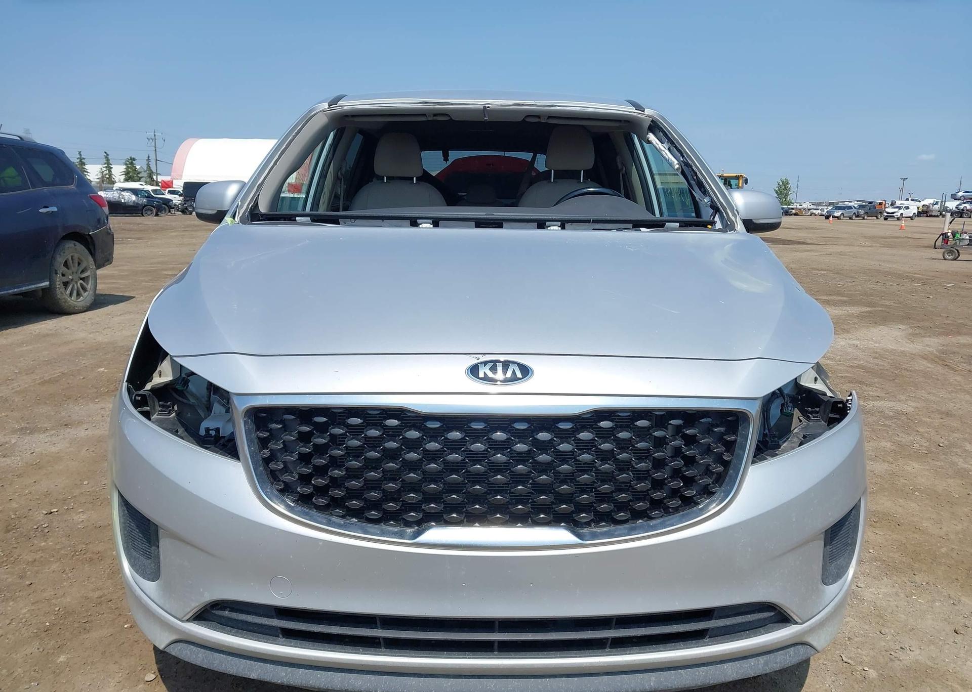 2018 KIA SEDONA LX