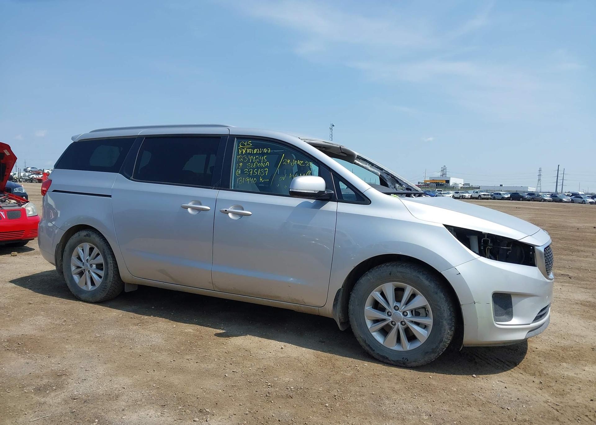 2018 KIA SEDONA LX